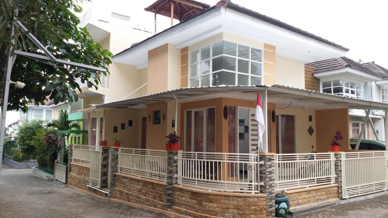 Villa Two One Exotic Private Pool Di Batu Batu  Exterior photo